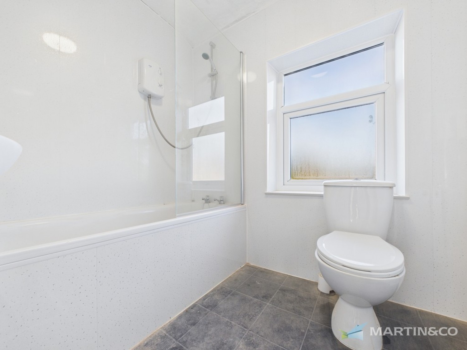 2 bedroom House in Blackpool, Great Marton, United Kingdom