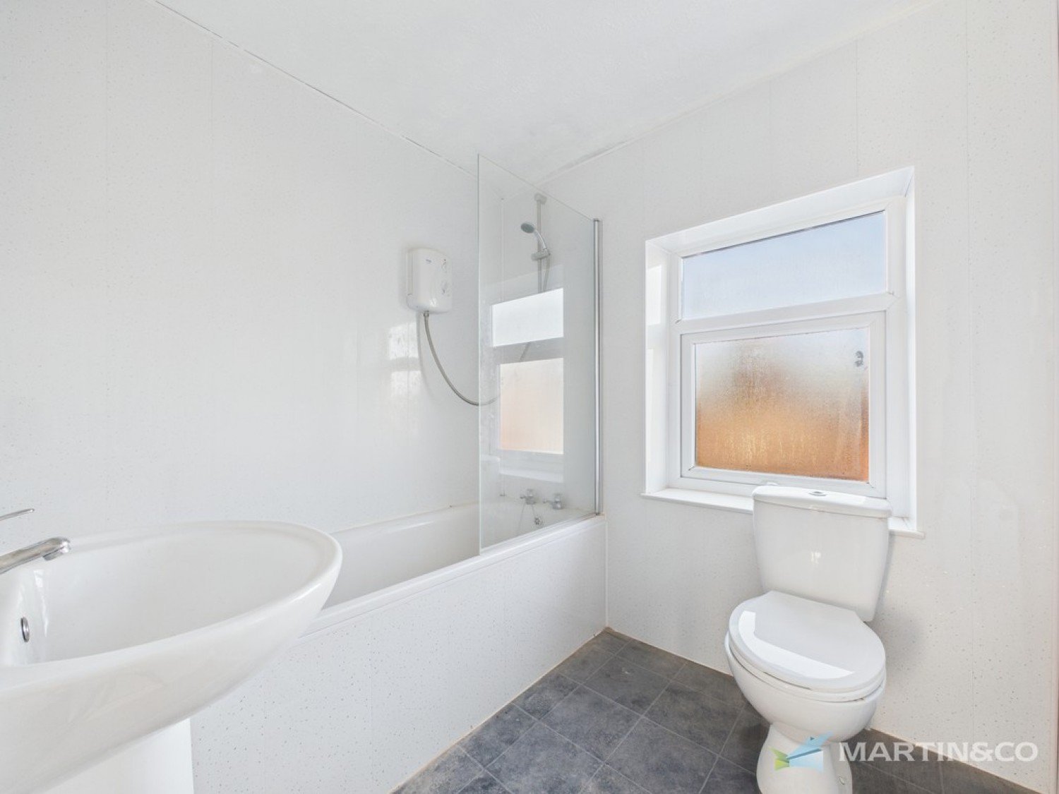 2 bedroom House in Blackpool, Great Marton, United Kingdom