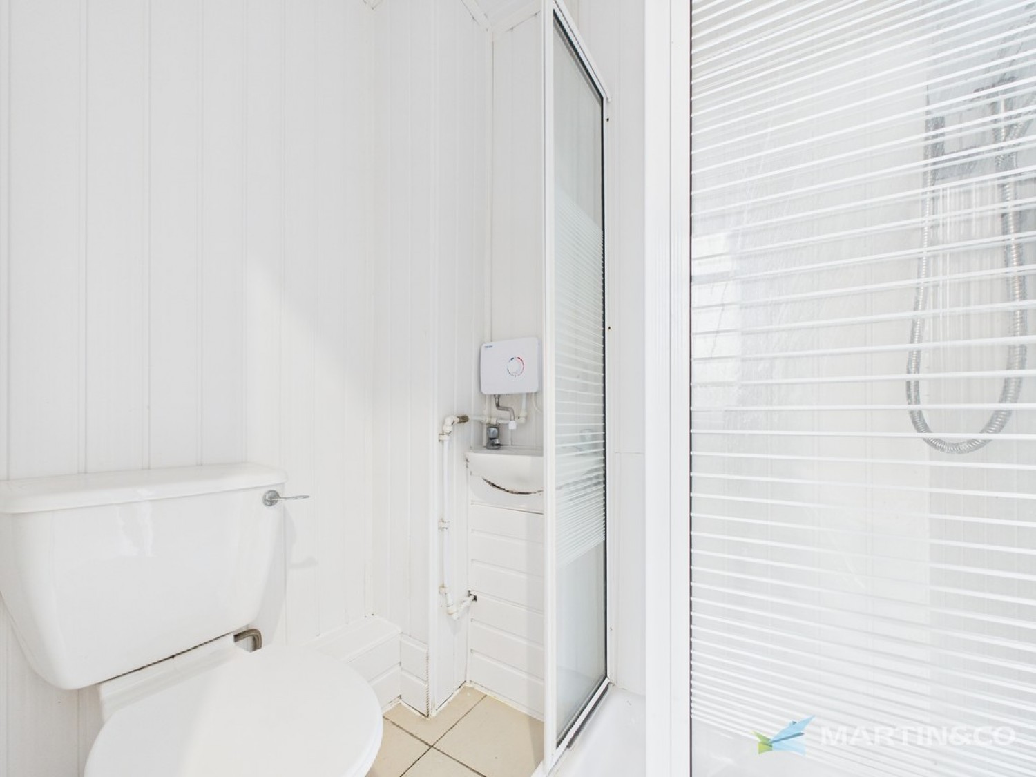 6 bedroom House in Livingstone Road, Blackpool