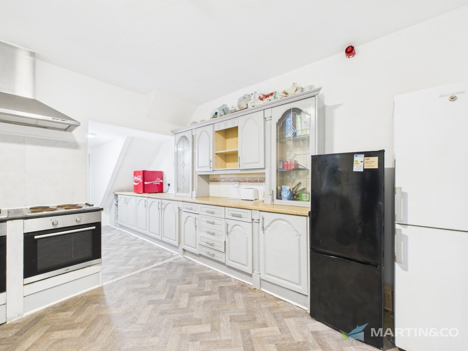 6 bedroom House in Livingstone Road, Blackpool