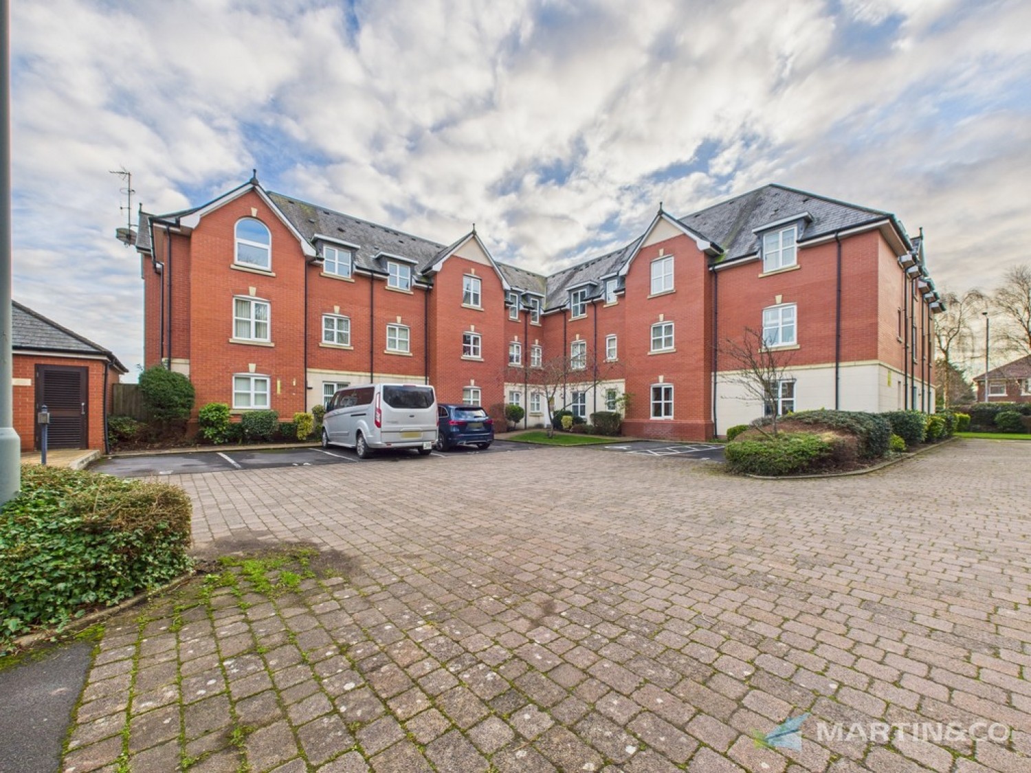 2 bedroom Flat in Woodlands View, Lytham St Annes