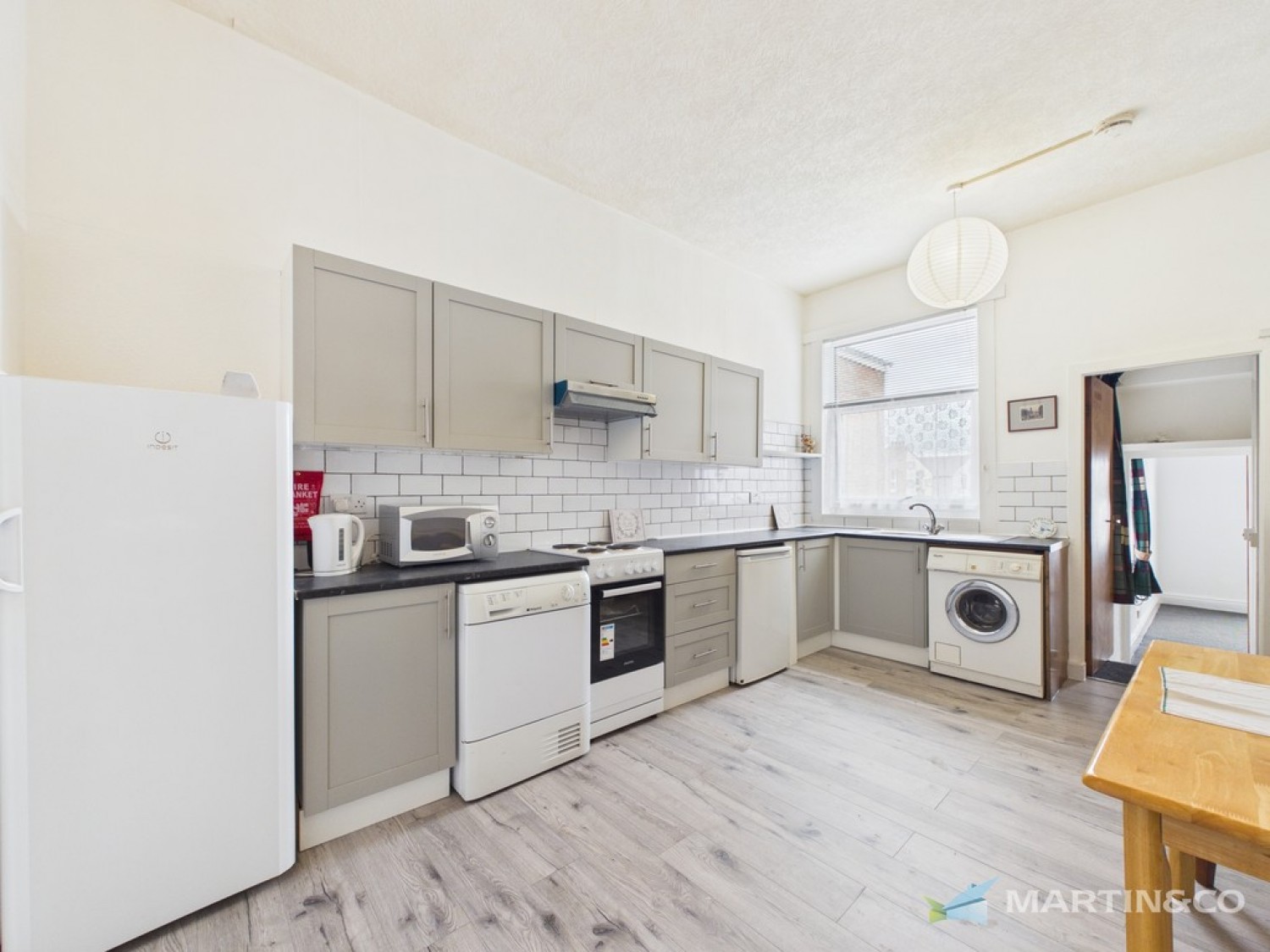 1 bedroom Flat for Letting The Crescent, Lytham St Annes, Lancashire