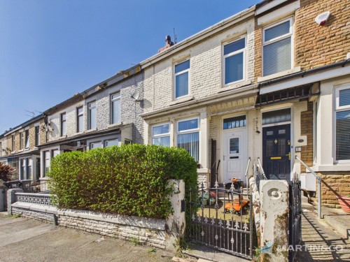 Bela Grove, Blackpool, FY1