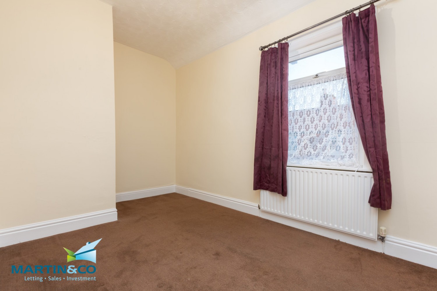 2 bedroom House for Sale Belmont Road, Fleetwood