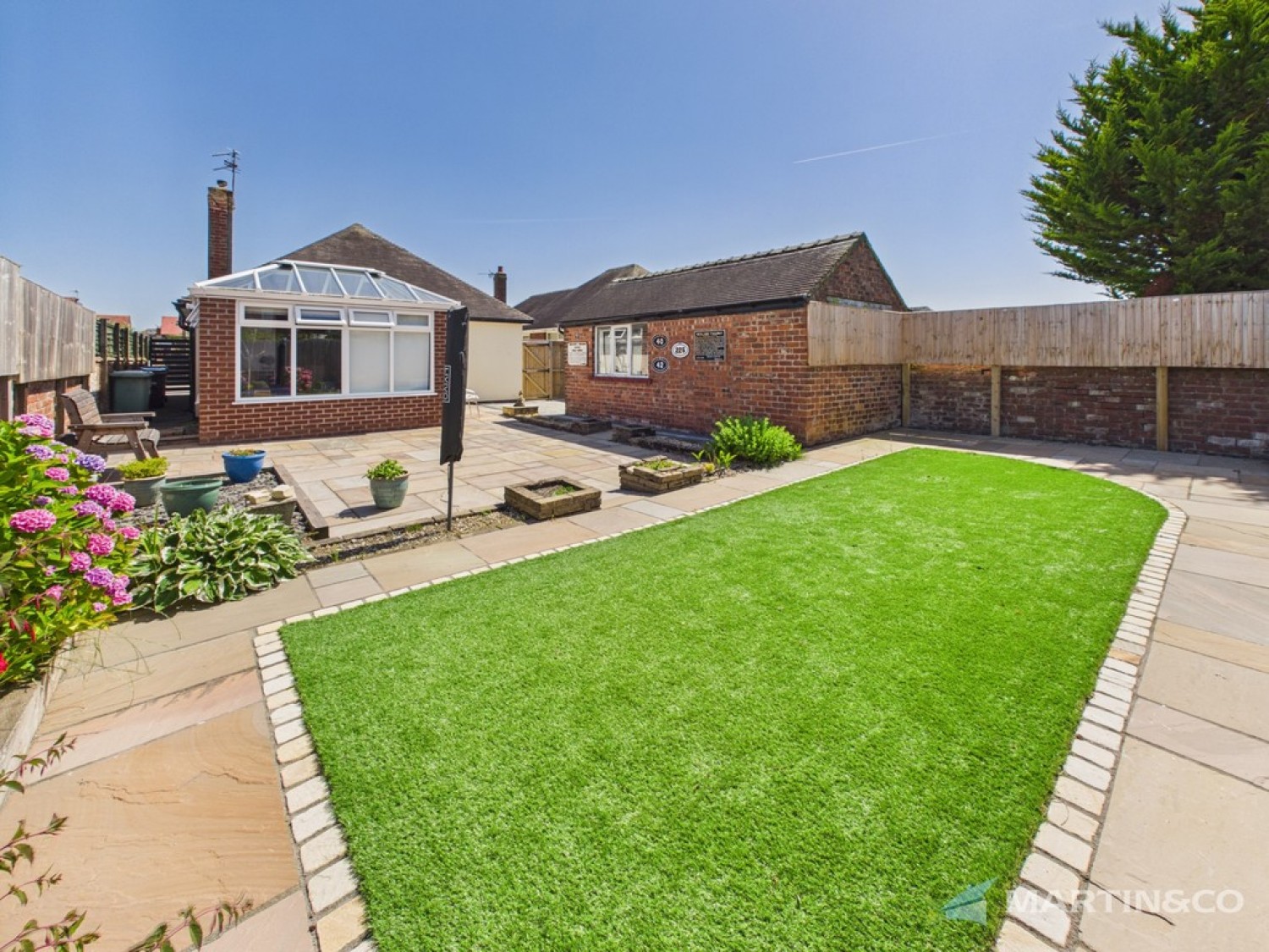 2 bedroom Bungalow for Sale Warwick Road, St Annes, FY8