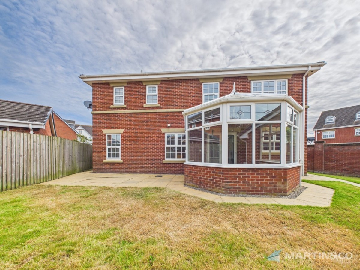 Victory Boulevard, Lytham Quays