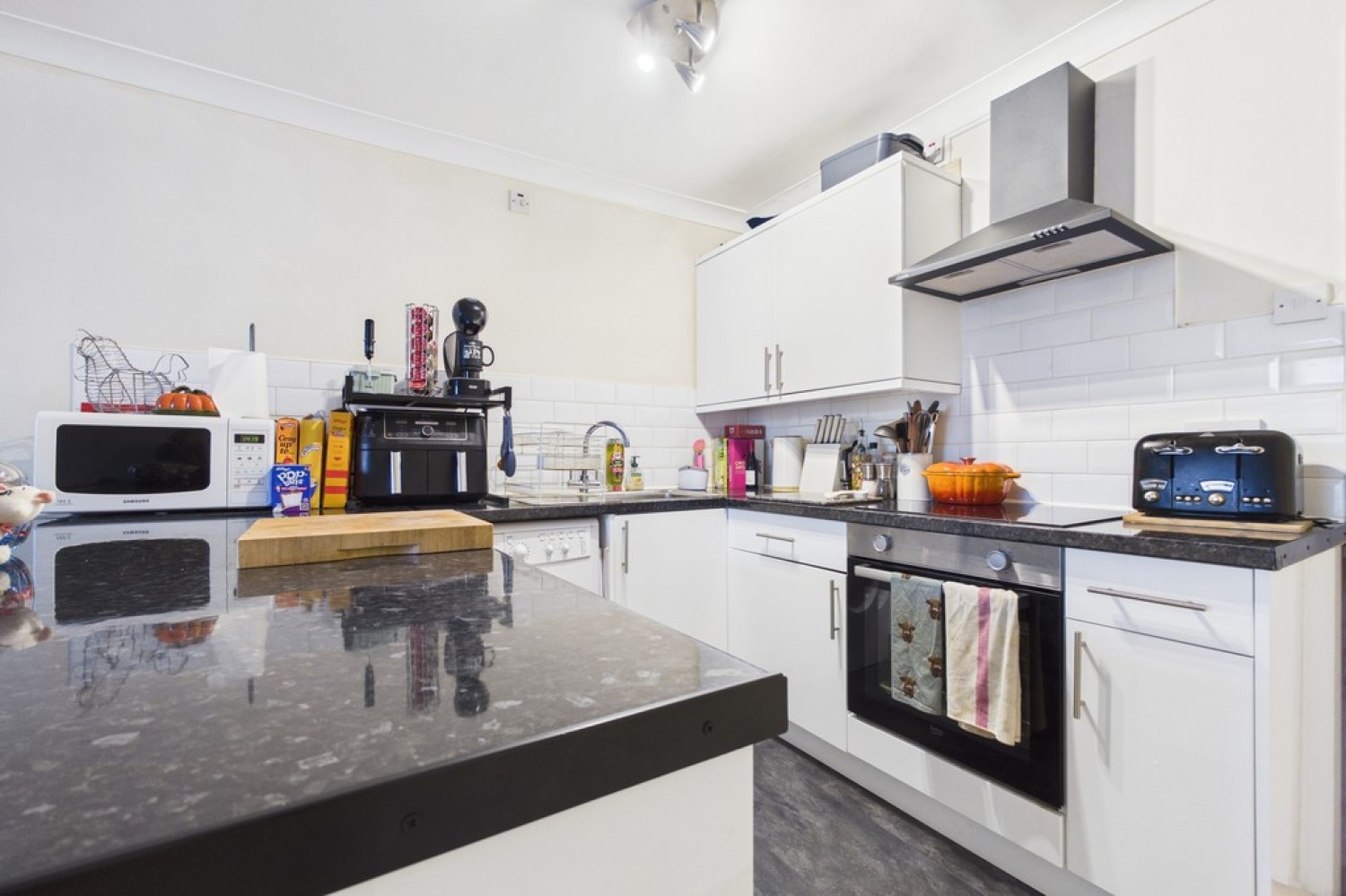1 bedroom Flat in Snargate Street, Dover