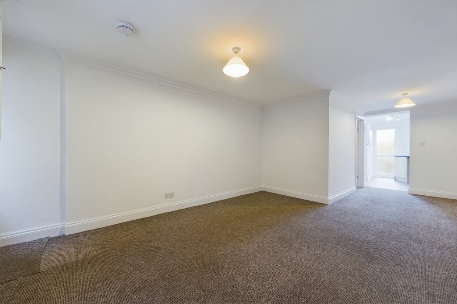 0 bedroom Flat for Letting Clarendon Place, Dover