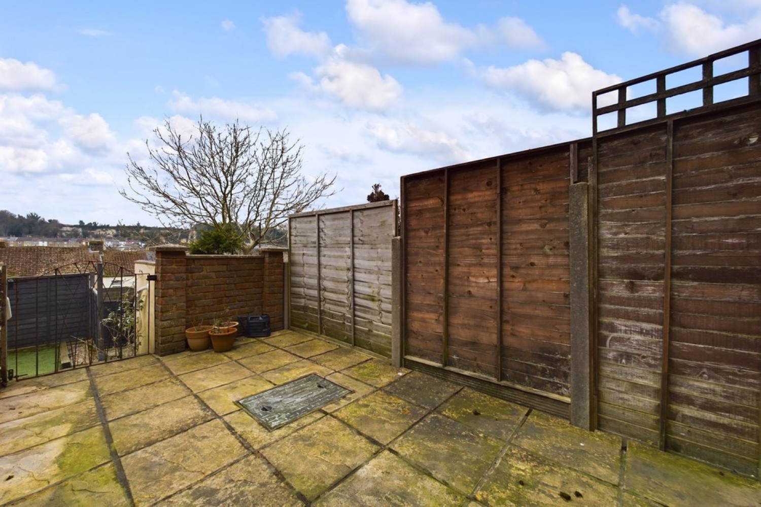 0 bedroom Flat for Letting Clarendon Place, Dover