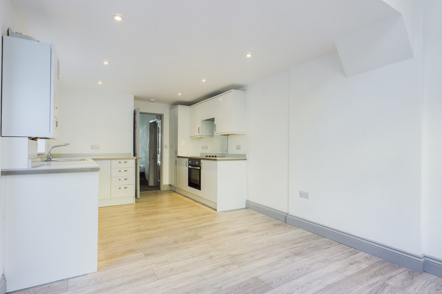 1 bedroom Flat for Letting Radnor Park Crescent, Folkestone