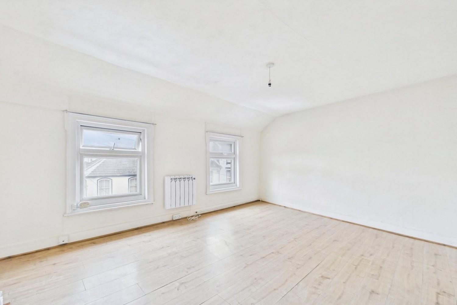 2 bedroom Flat for Letting Dover Road, Folkestone