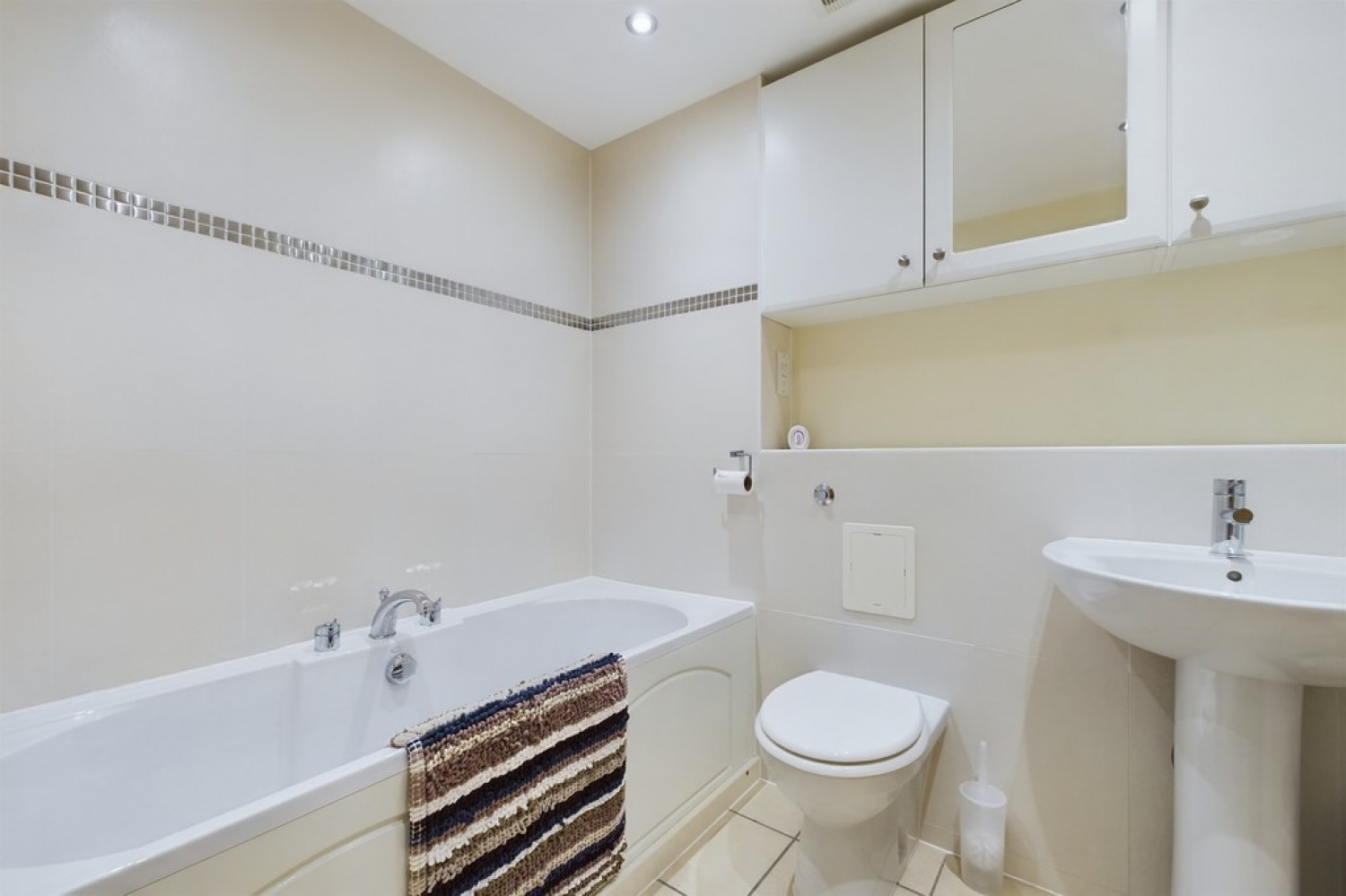 2 bedroom Flat for Letting Seabrook Road, Hythe, Kent