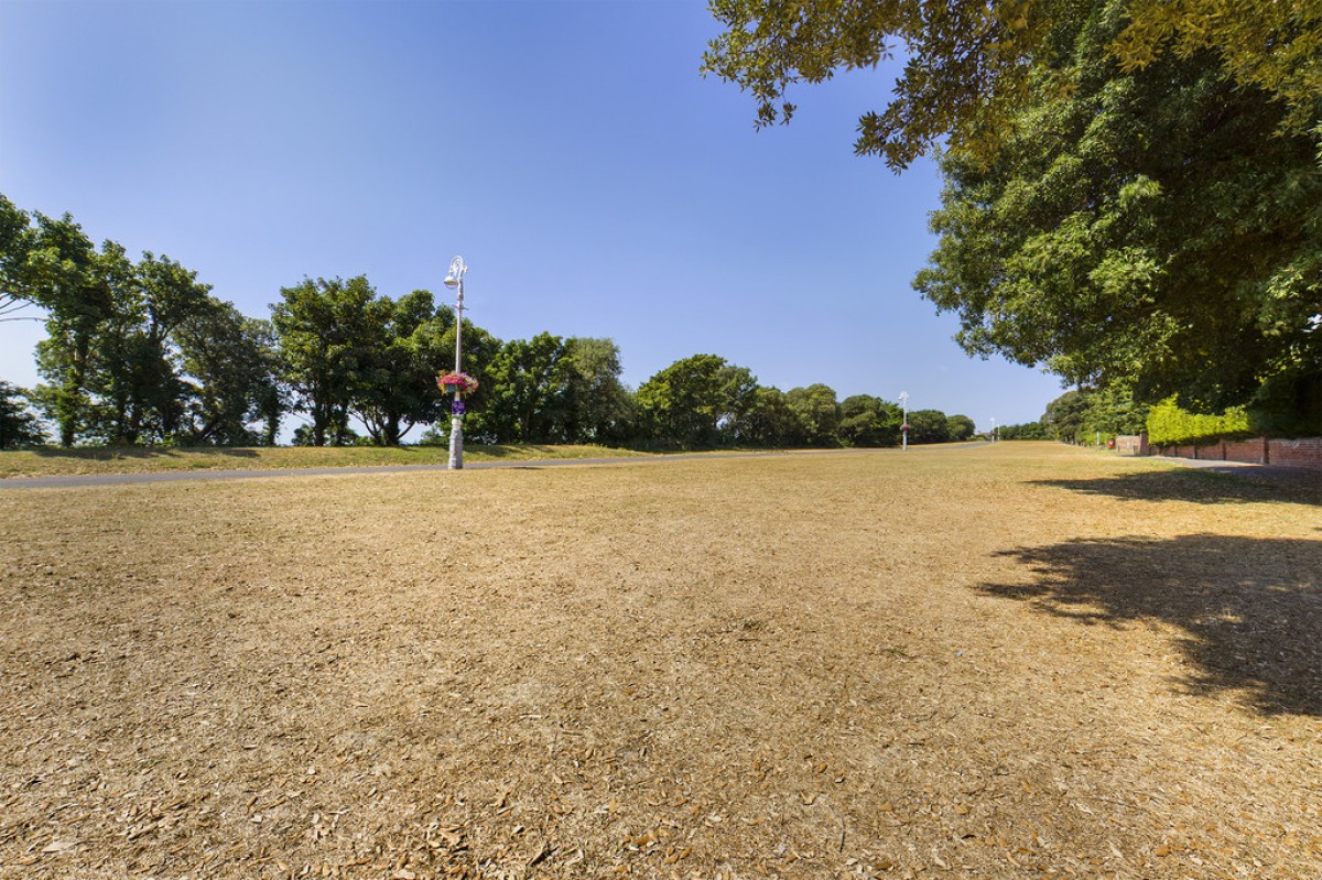Dixwell Road, Folkestone