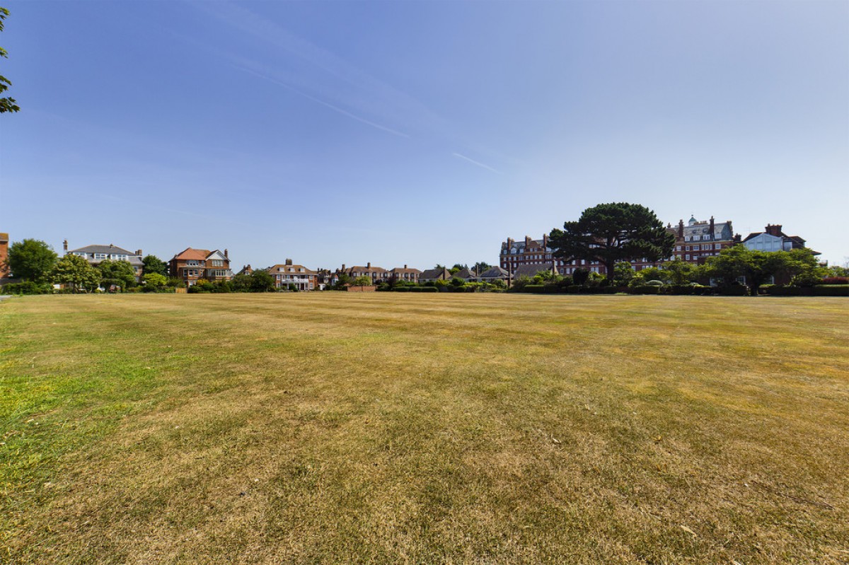 Dixwell Road, Folkestone