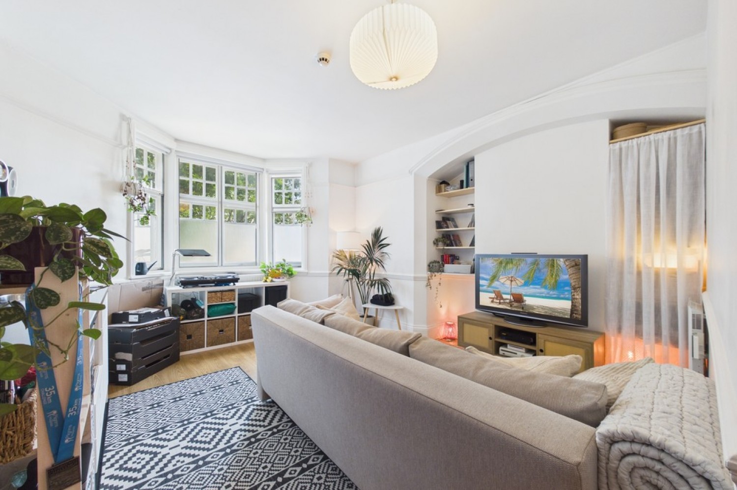 0 bedroom Flat for Letting Maison Dieu Road, Dover
