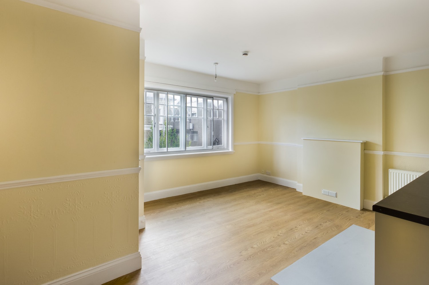 0 bedroom Flat for Letting Maison Dieu Road, Dover