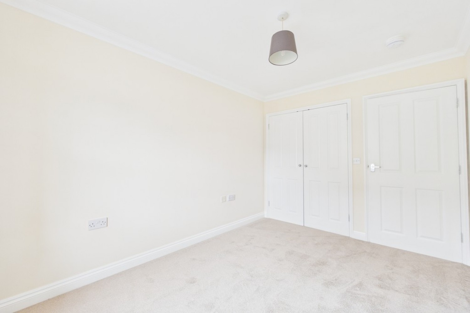 1 bedroom Flat for Letting Sandown Place, Deal