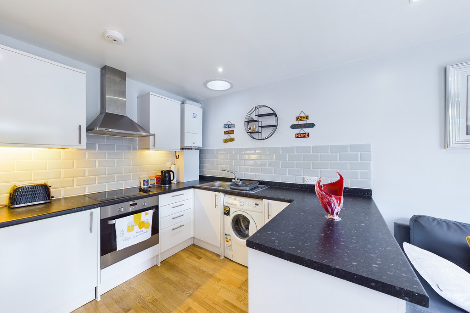 2 bedroom Flat for Sale Cherry Garden Avenue, Folkestone, Kent