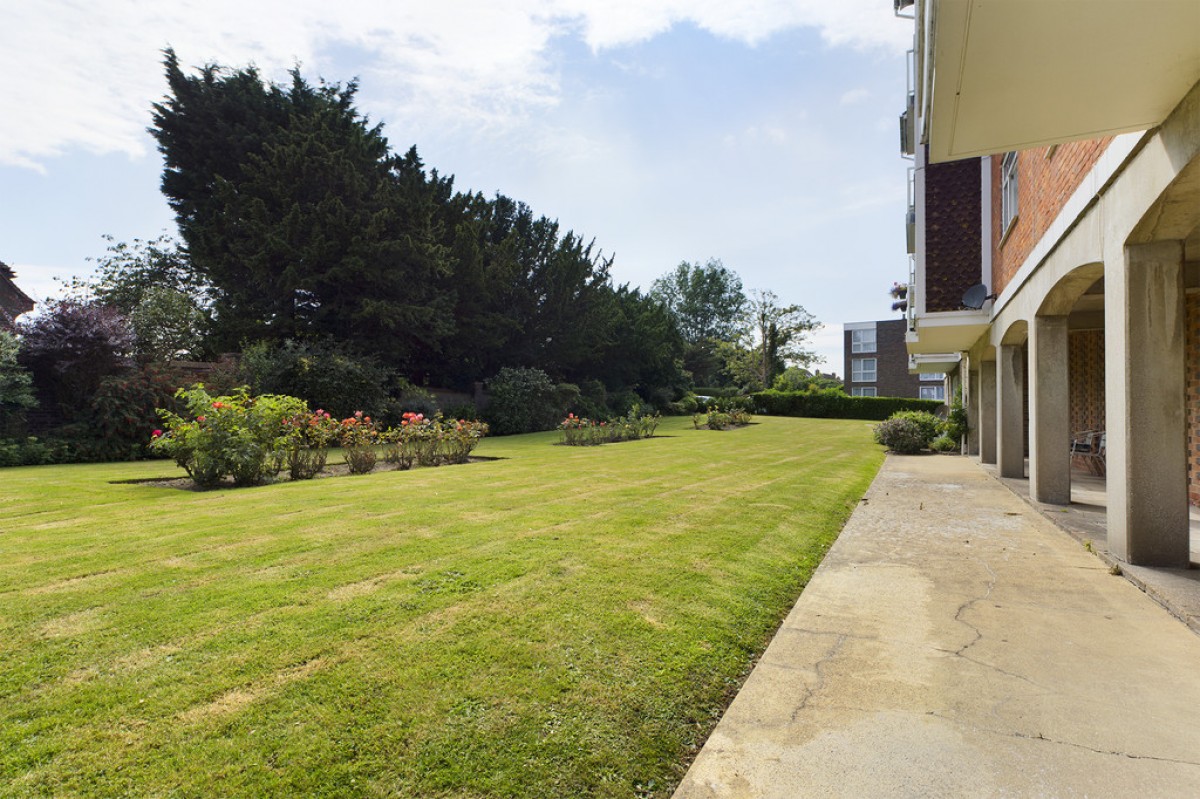 Dixwell Road, Folkestone