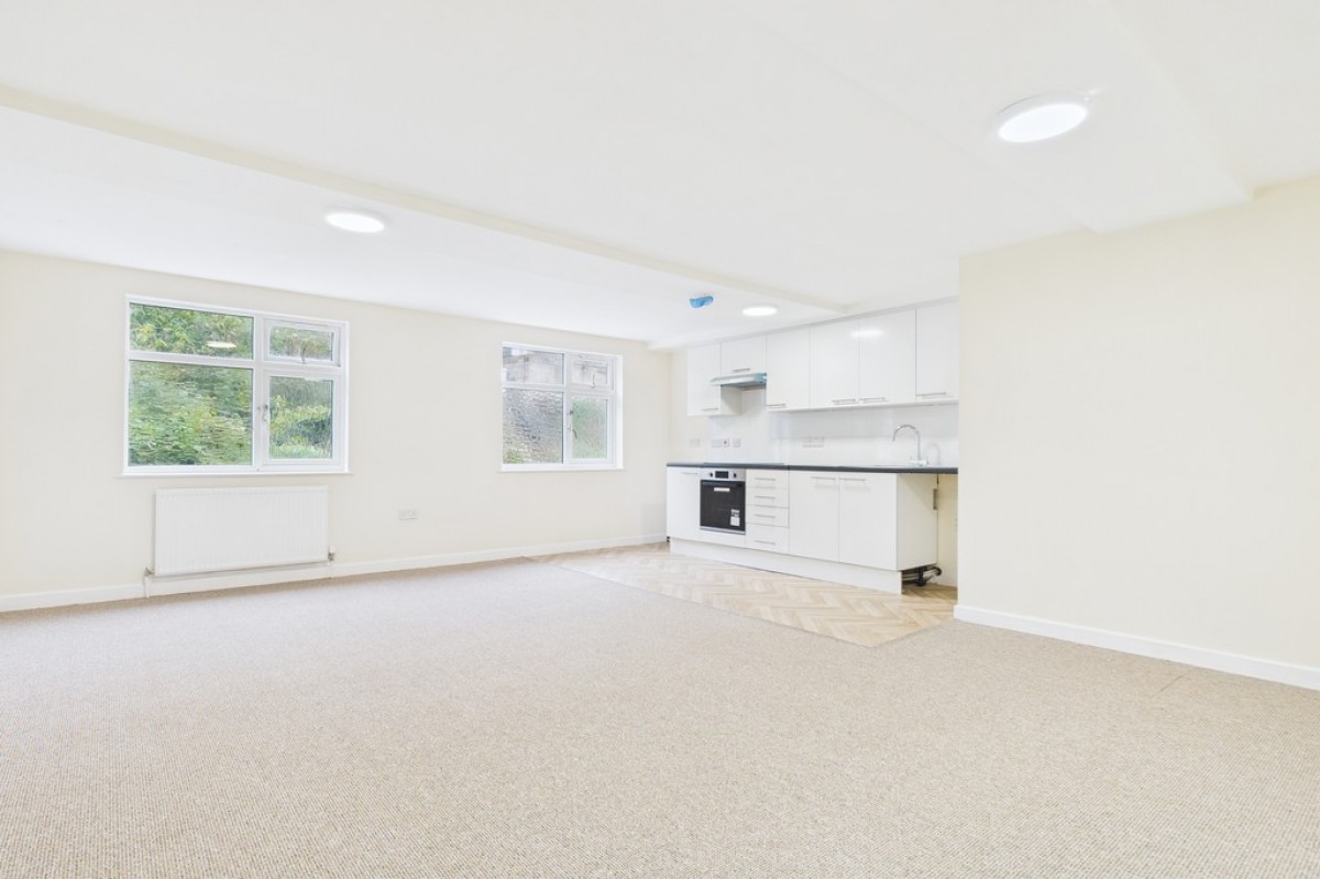 Manor Court, 78 Tontine Street