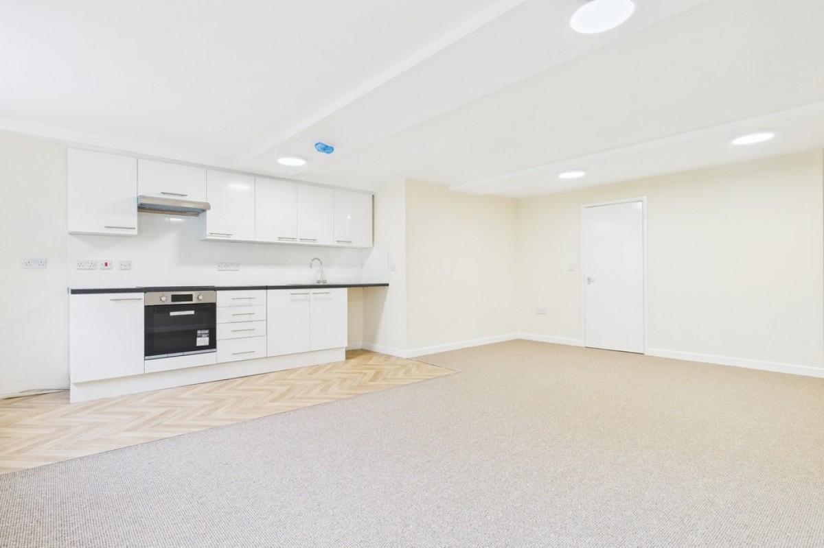 Manor Court, 78 Tontine Street