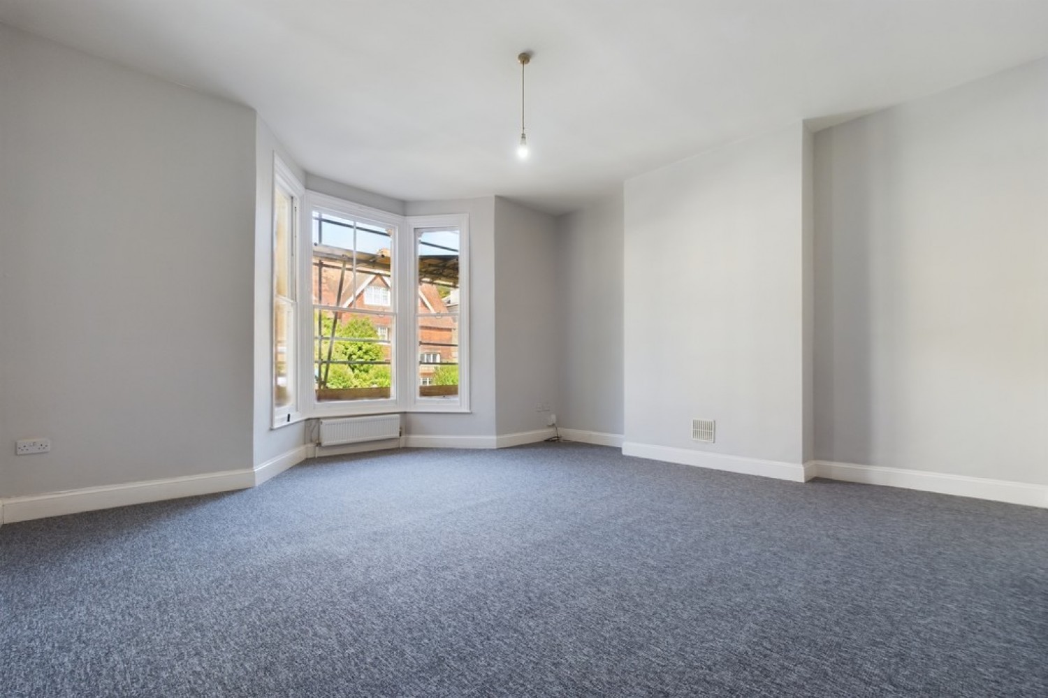 1 bedroom Flat for Letting Maison Dieu Road, Dover