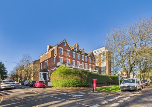 Earls Avenue, Folkestone