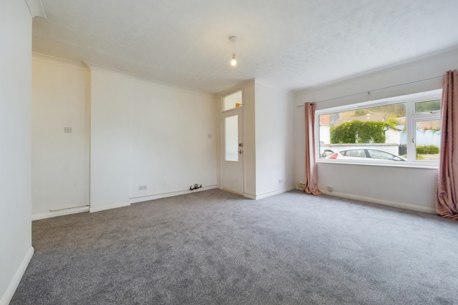 2 bedroom Flat for Letting The Riviera, Sandgate
