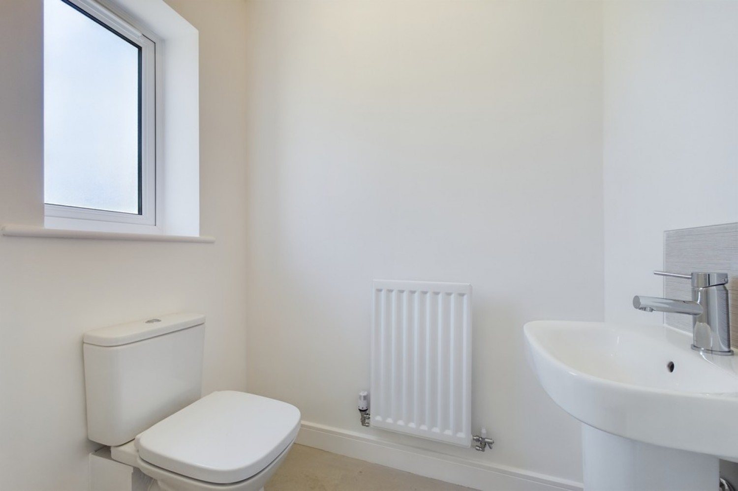 3 bedroom House for Letting Bedwell Place, Deal