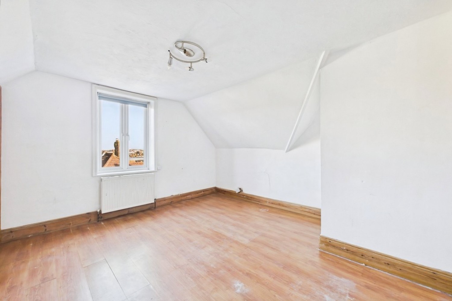 1 bedroom Flat for Sale Guildhall Street, Folkestone, Kent