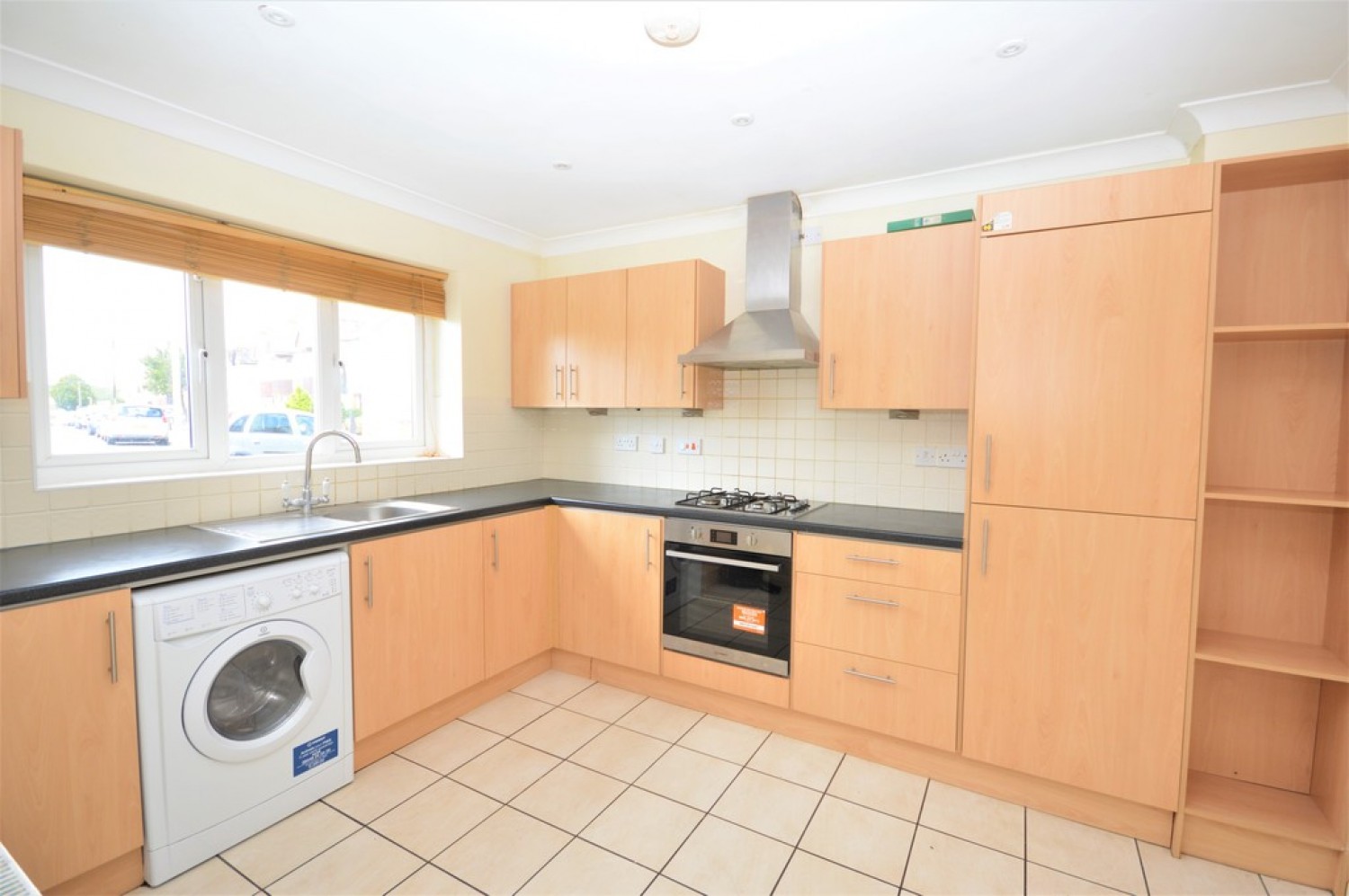 3 bedroom House for Letting Weymouth Road, Folkestone