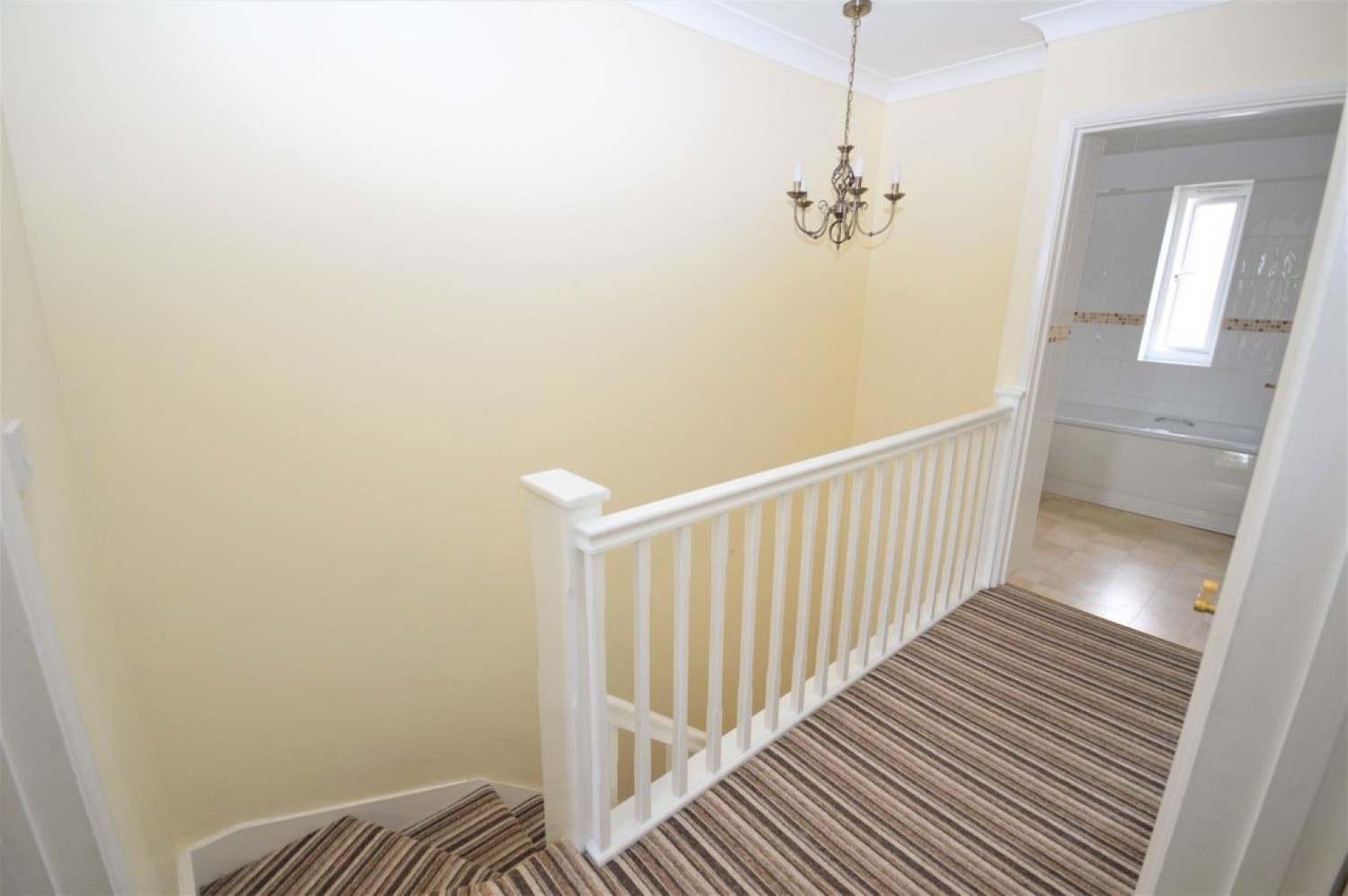 3 bedroom House for Letting Weymouth Road, Folkestone