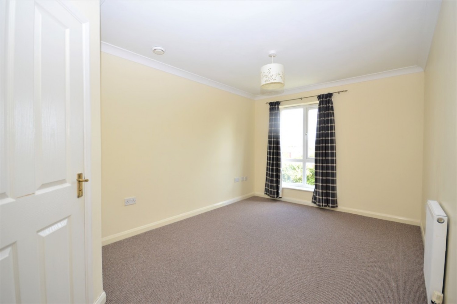 3 bedroom House for Letting Weymouth Road, Folkestone