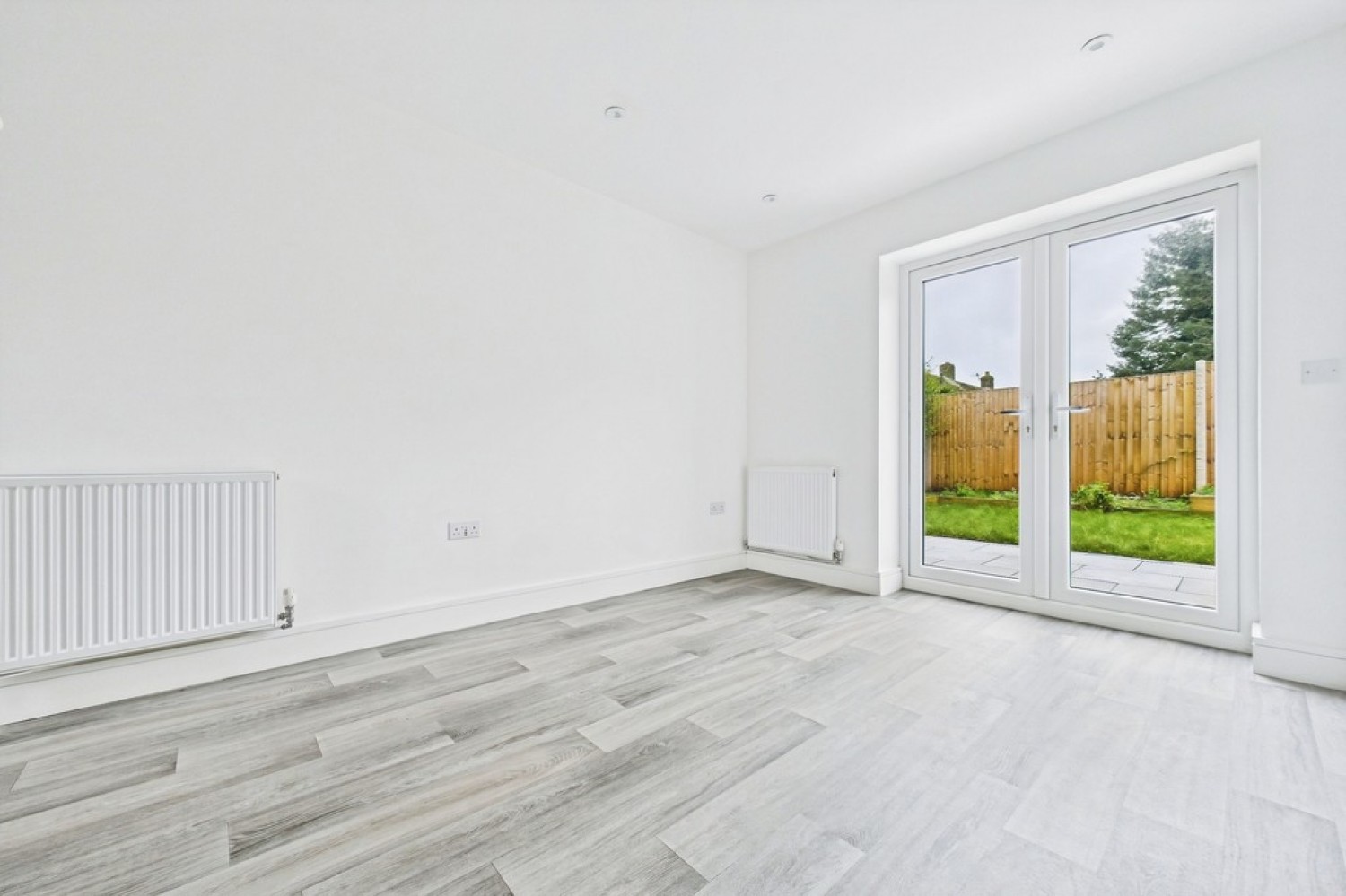 2 bedroom House in Plimsoll Avenue, Folkestone