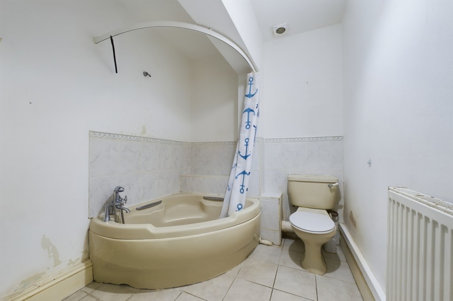 3 bedroom Flat for Sale Shorncliffe Road, Folkestone