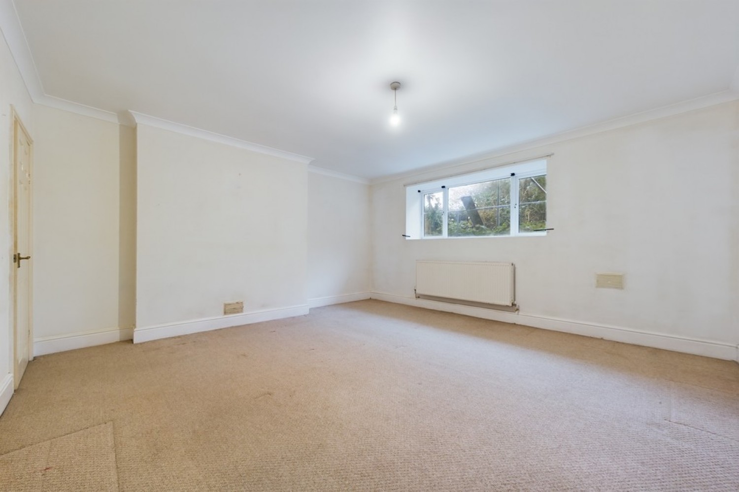 3 bedroom Flat for Sale Shorncliffe Road, Folkestone
