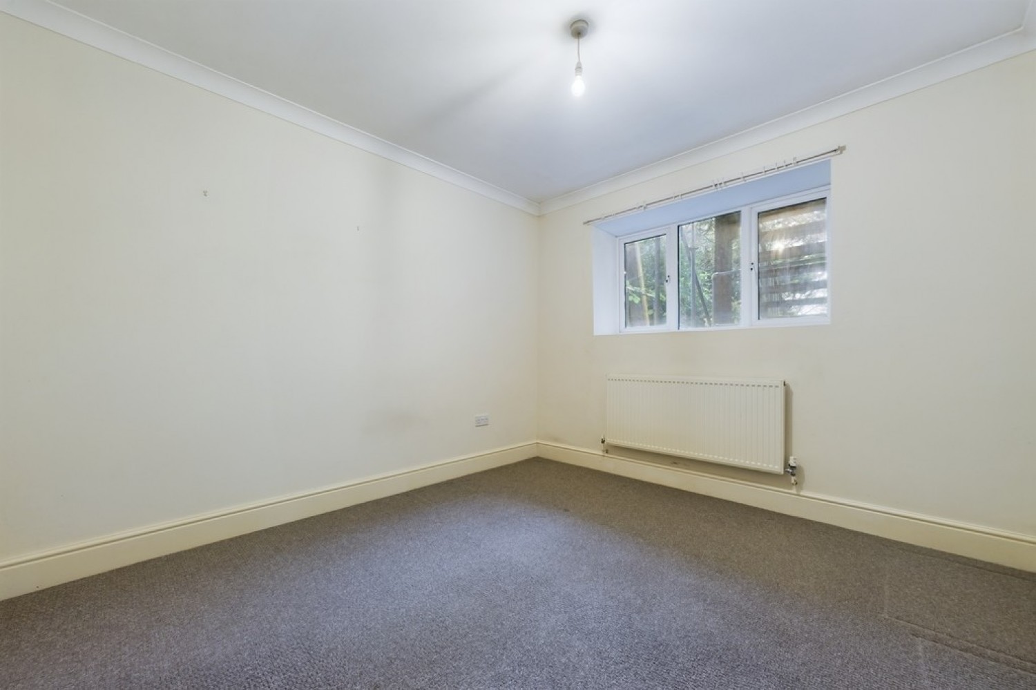 3 bedroom Flat for Sale Shorncliffe Road, Folkestone