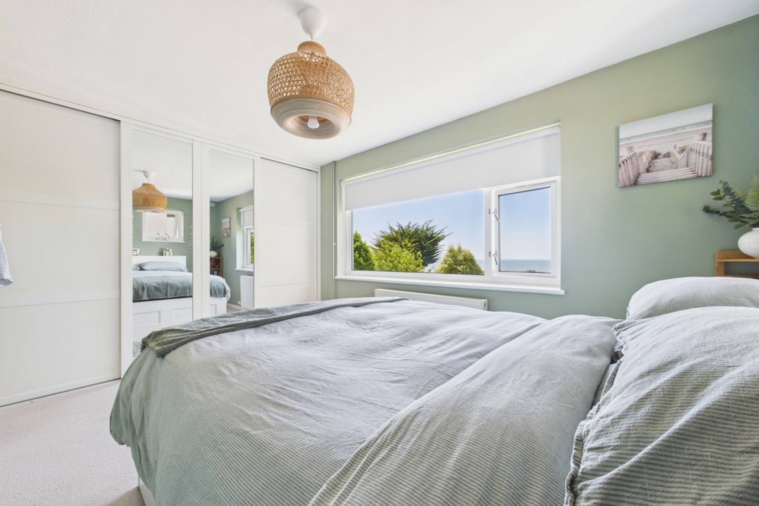 2 bedroom Bungalow for Sale Dover Road, Folkestone