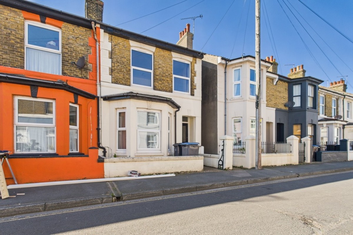 College Road, Deal