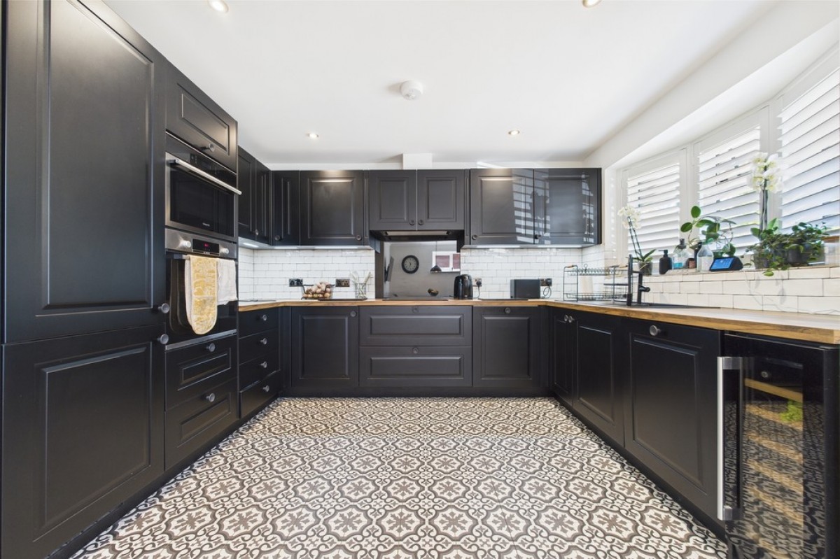 West Lawn Gardens, Sandgate
