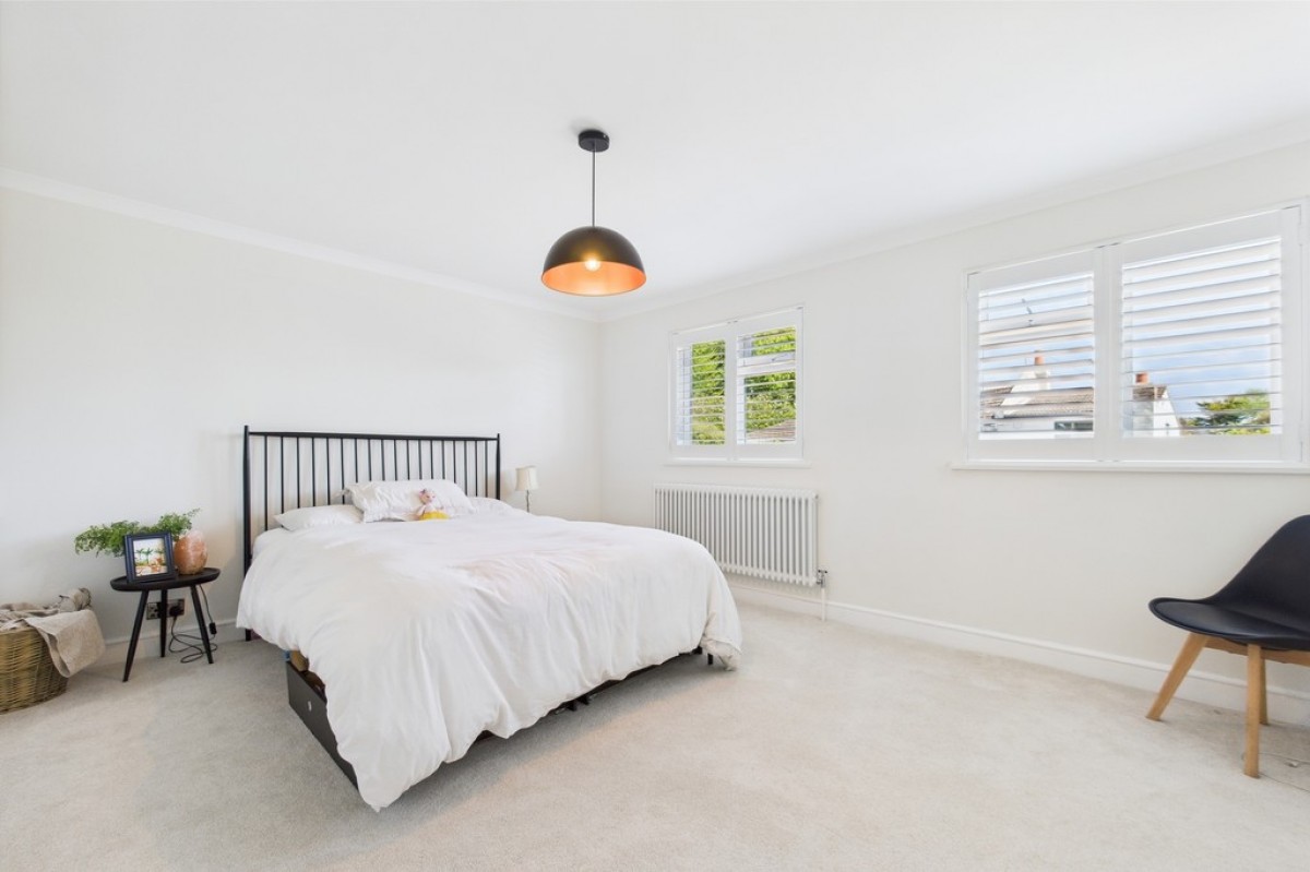 West Lawn Gardens, Sandgate