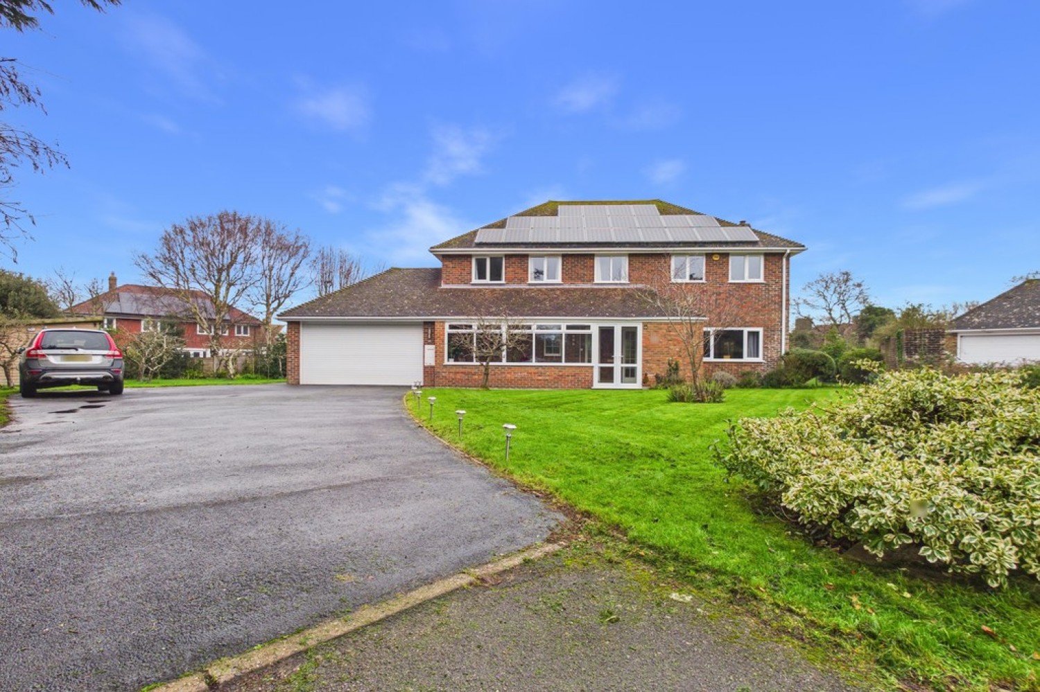 4 bedroom House in Pelham Gardens, Folkestone