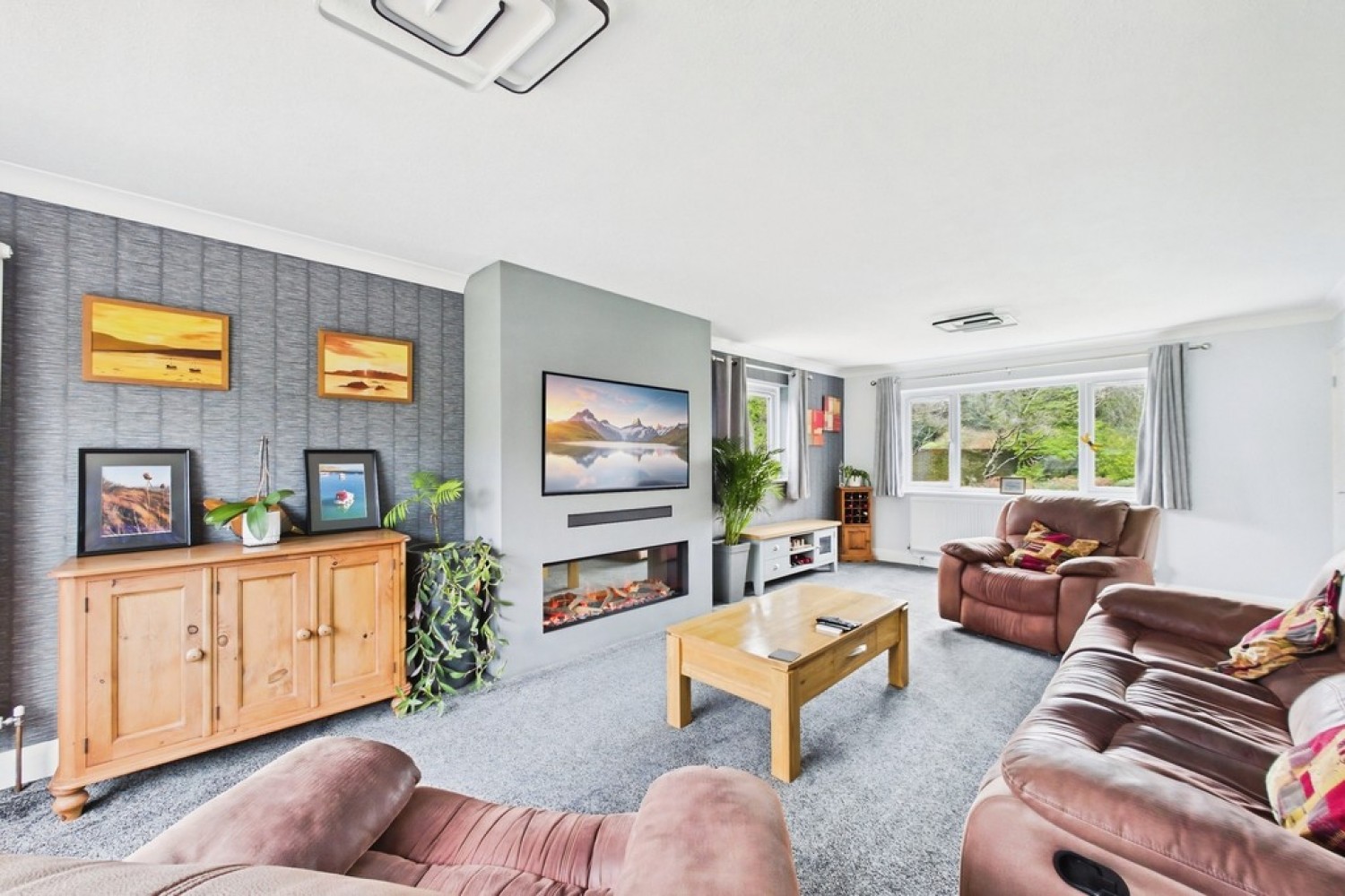 4 bedroom House in Pelham Gardens, Folkestone