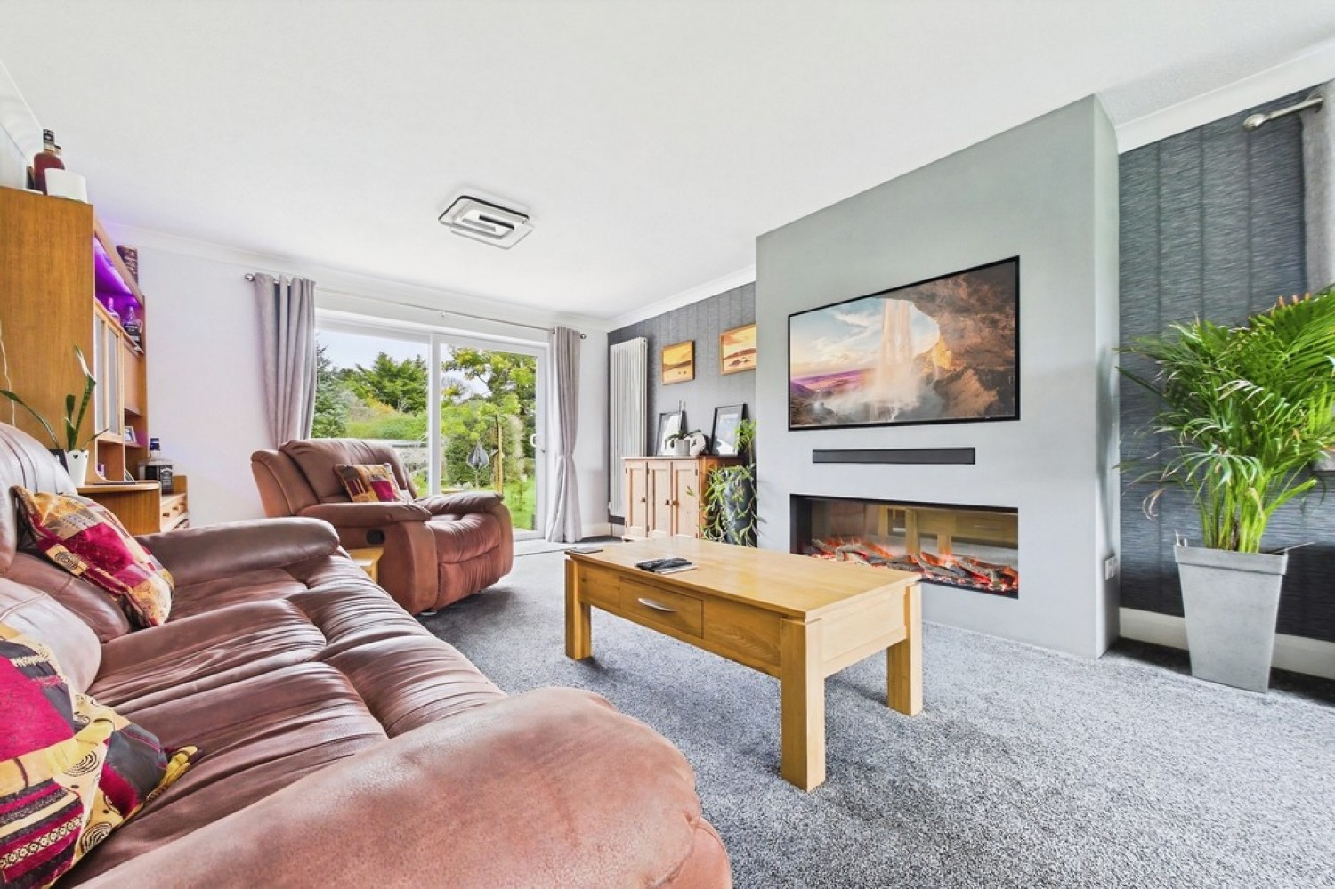 4 bedroom House in Pelham Gardens, Folkestone