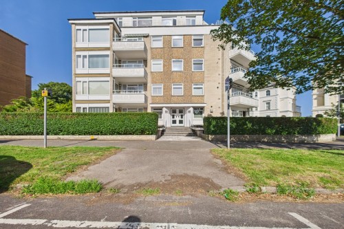 Earls Avenue, Folkestone