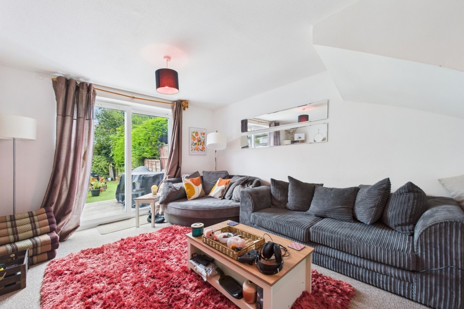 2 bedroom House in Woodcock Gardens, Hawkinge