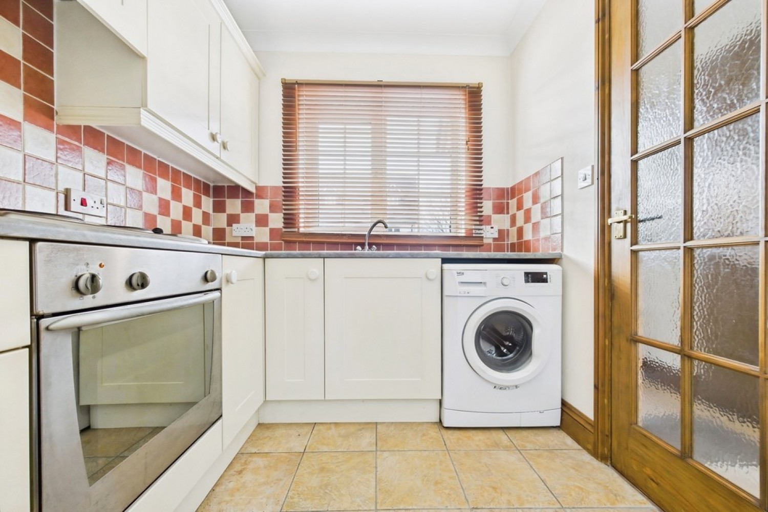 2 bedroom House in Main Road, Sellindge