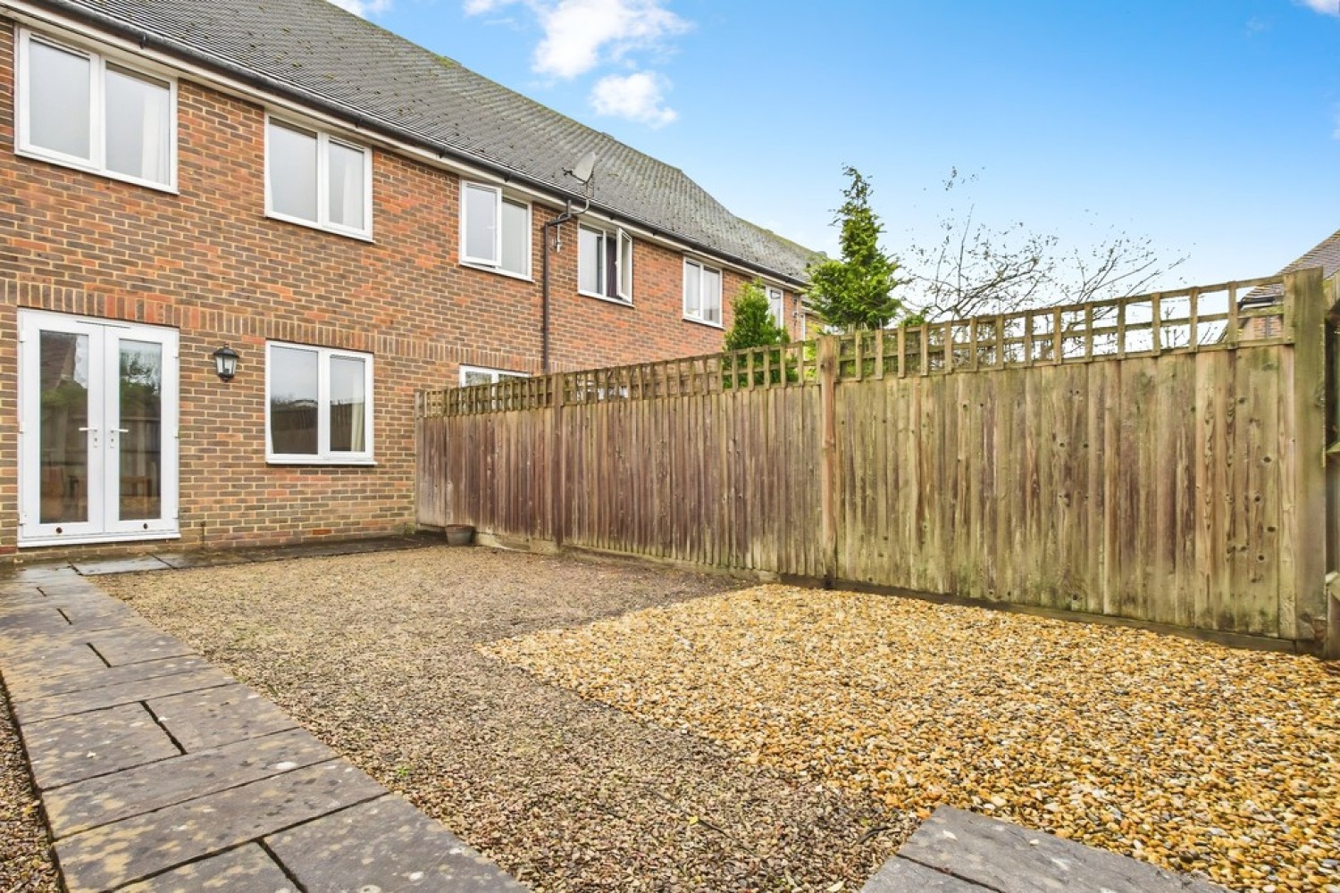 2 bedroom House in Main Road, Sellindge