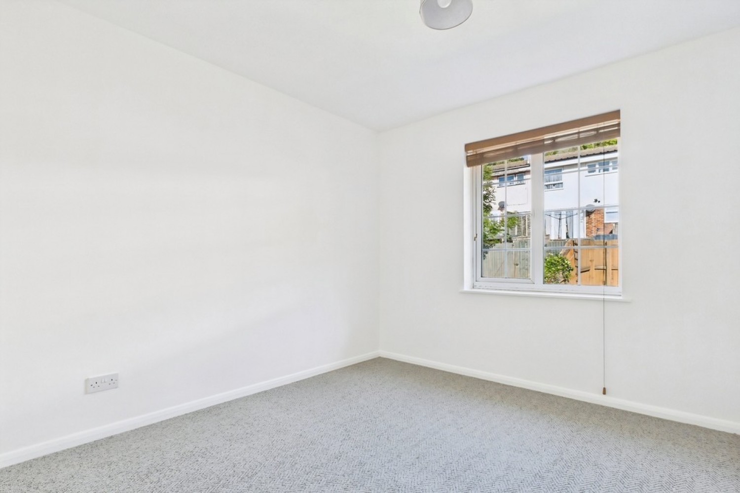 2 bedroom House for Sale Pilgrim Spring, Folkestone