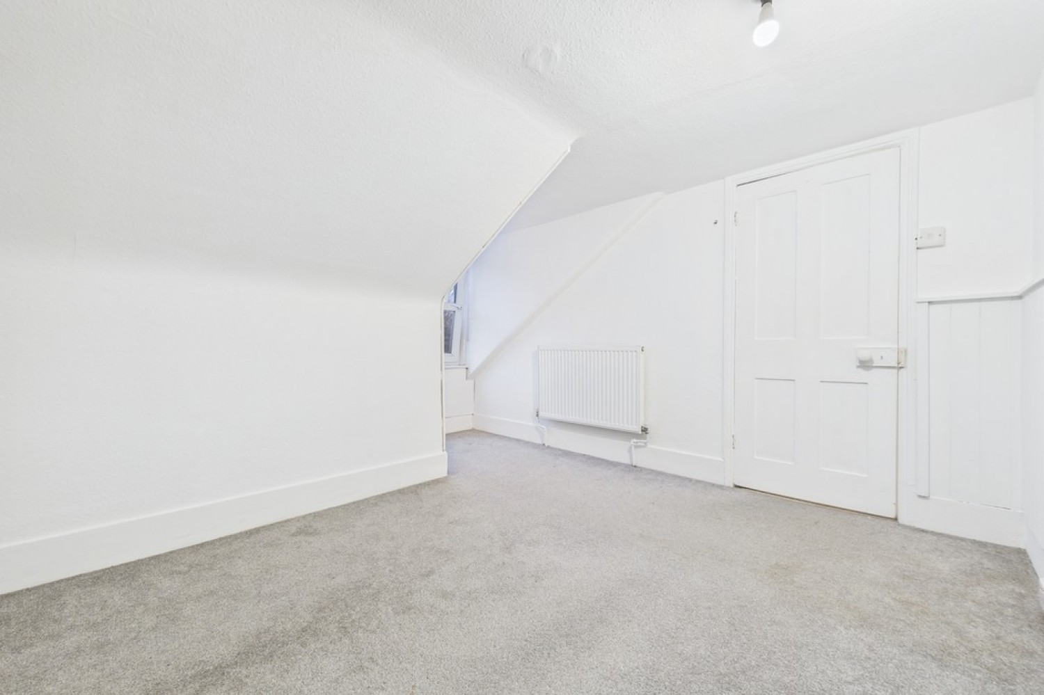 2 bedroom Flat in Broadmead Road, Folkestone